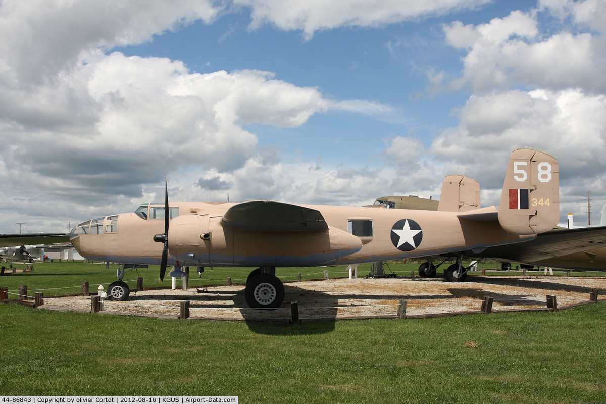 North American B-25J-30NC Mitchell. Nº de Serie 108-47597. N3507G, Passionatte Paulette. Conservado en el Grissom Aircraft Museum en Grissom, Indiana