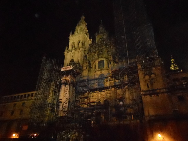 Viaje a Galicia - Blogs de España - DÍA 1: LLEGADA A SANTIAGO (3)