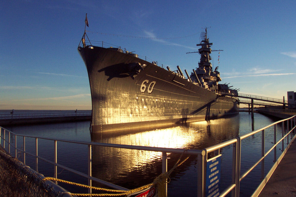 USS Alabama BB 60 conservado en el Parque Memorial de Mobile, Alabama, EE.UU.