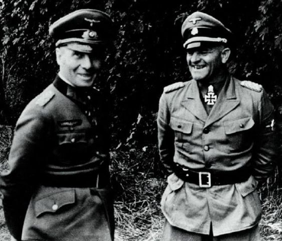 Rommel, junto al general de las Waffen SS Sepp Dietrich en Francia. Primavera de 1944
