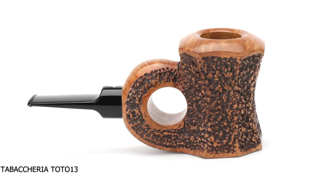 Are you looking for a uniquely shaped tobacco pipe? Look at Insanus