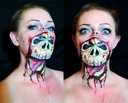 Skull_in_mouth_face_paint