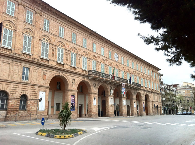 Palazzo-sforza