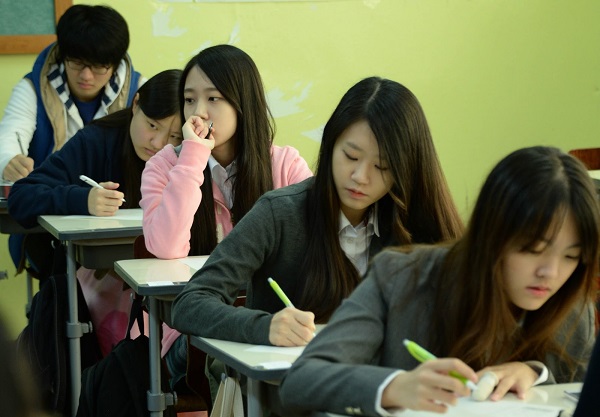 Kejam! Beginilah Kehidupan Pelajar di Korea Selatan | Ilmupedia.co.id