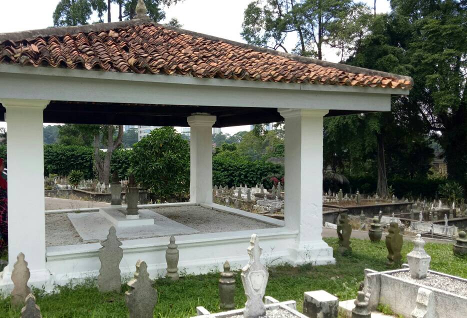 Makam Sultan Perak Ke 18 Di Negeri Johor