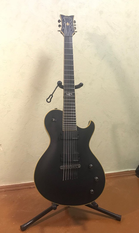 schecter solo 7