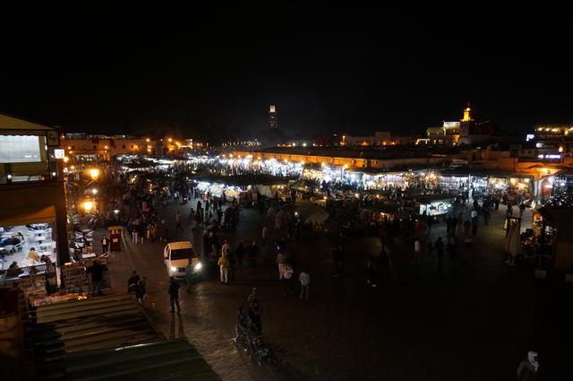 Escapada a Marrakech: Un soplo de aire fresco - Blogs de Marruecos - Día 1: Llegada y Plaza Jmaa El Fna (3)